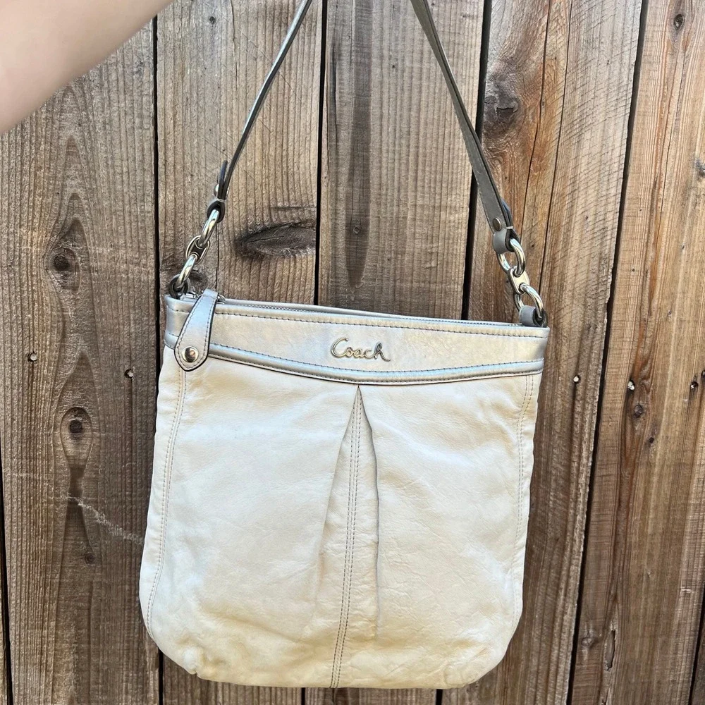 Coach Ashley Leather Boho Shoulder Satchel Bag Ivory Silver Hardware